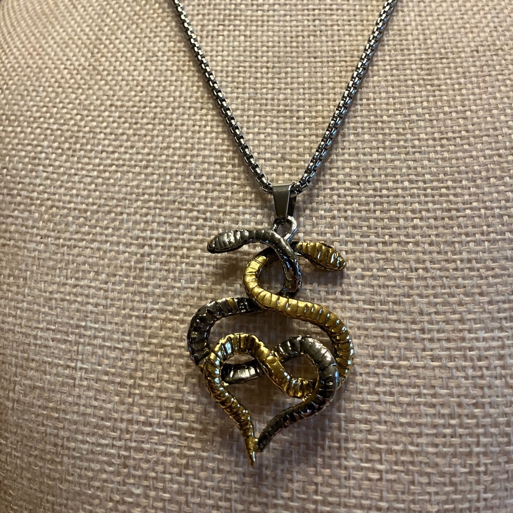 GOLD AND SILVER NECKLACE INTERTWINED SNAKES ON SILVER CHAIN - Picture 5 of 8